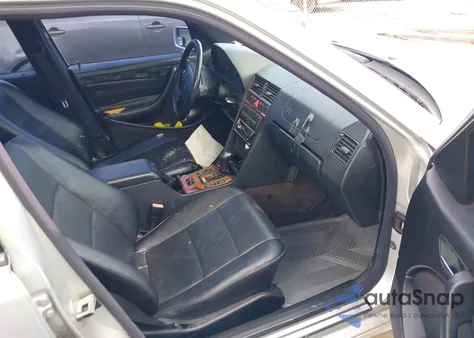 1999 Mercedes-Benz C 280 z USA, uszkodzony, nr VIN WDBHA29GXXA806233